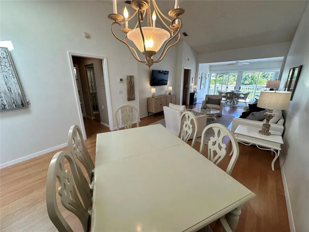 517 Woodstork Circle Bradenton FL 34209