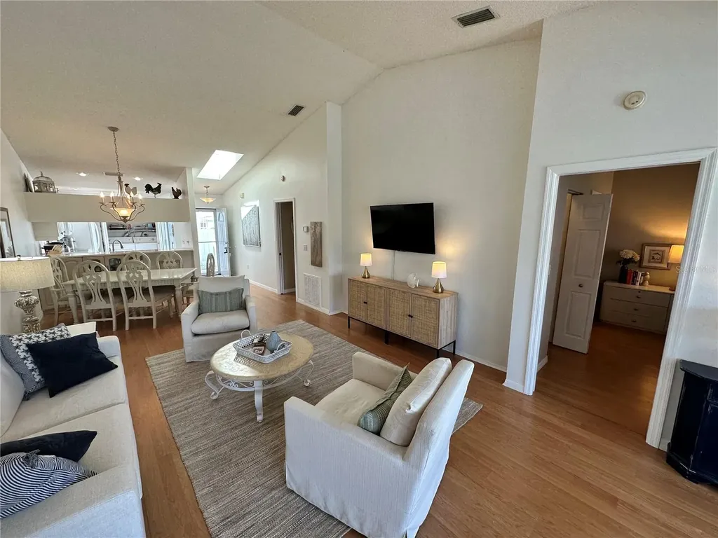 517 Woodstork Circle Bradenton FL 34209