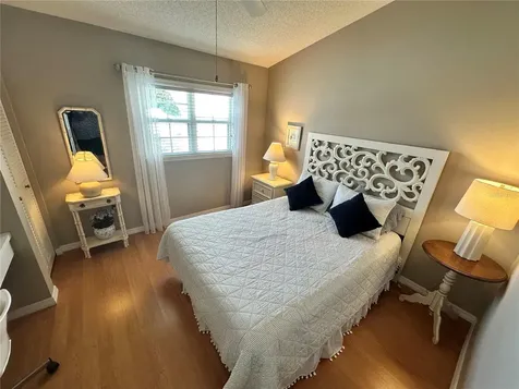 517 Woodstork Circle Bradenton FL 34209