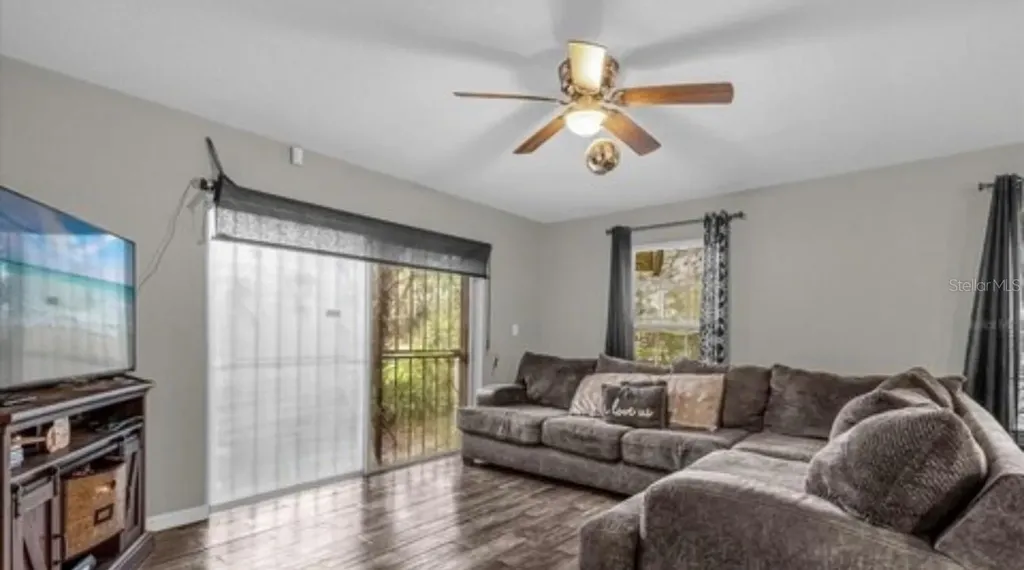 1783 Flores Court Orlando FL 32811