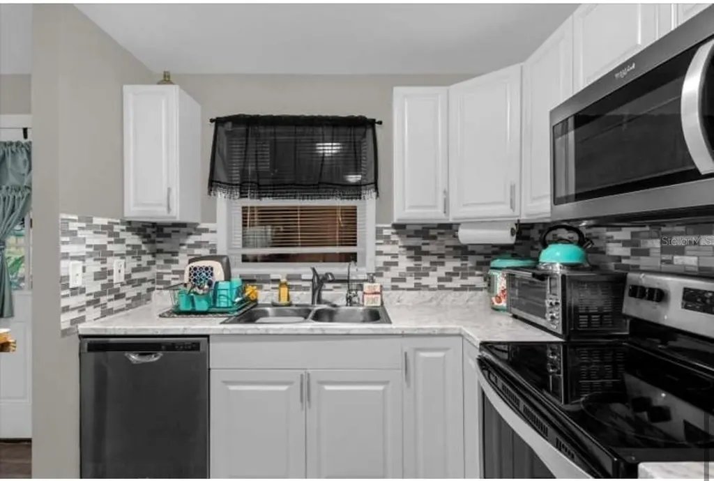 1783 Flores Court Orlando FL 32811