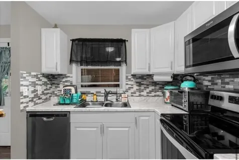 1783 Flores Court Orlando FL 32811