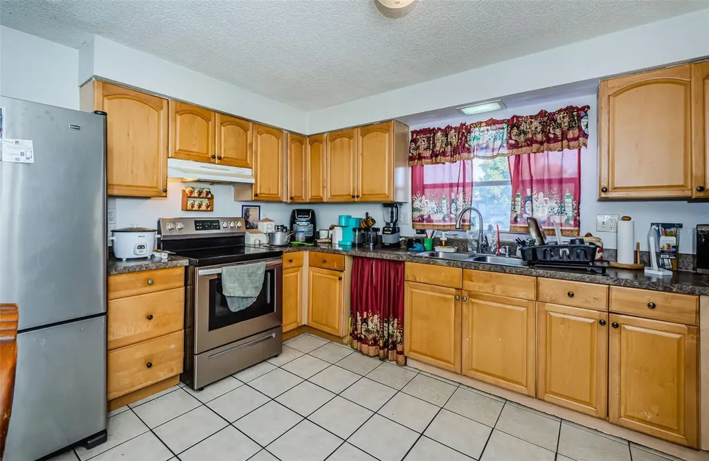 4573 Deltona Boulevard Spring Hill FL 34606