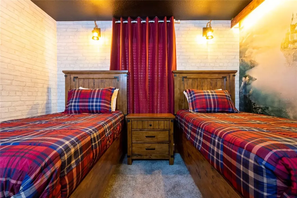 4355 Scene Lane Kissimmee FL 34746