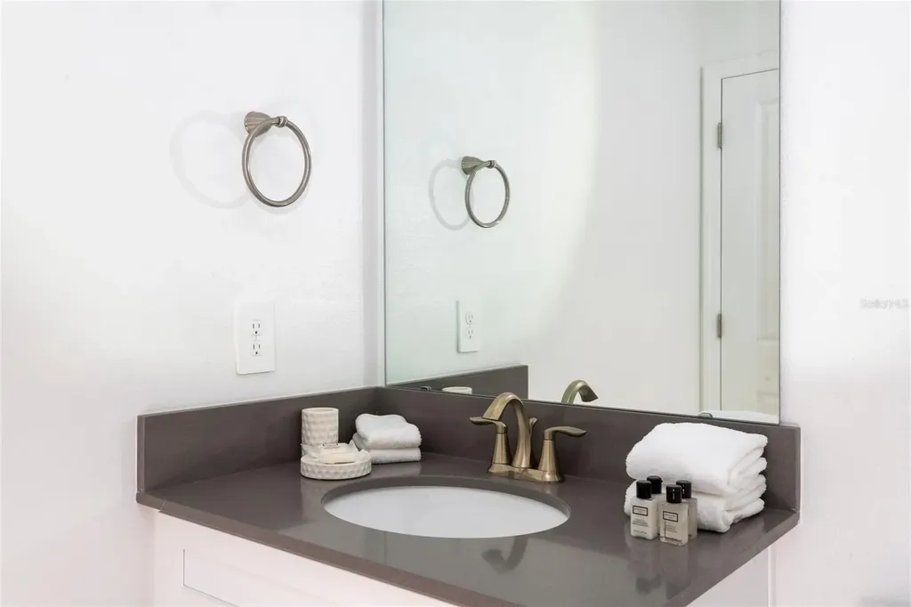 4355 Scene Lane Kissimmee FL 34746