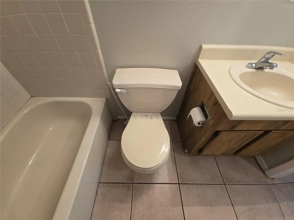 4031 Tumble Wood Trail Tampa FL 33613
