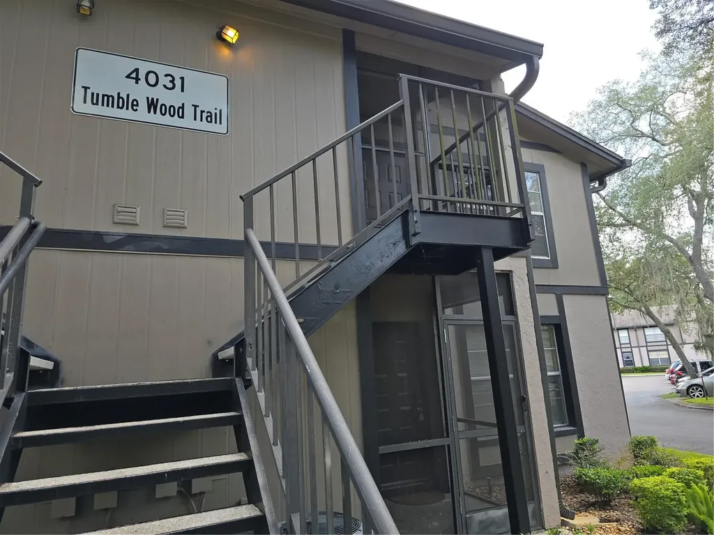 4031 Tumble Wood Trail Tampa FL 33613