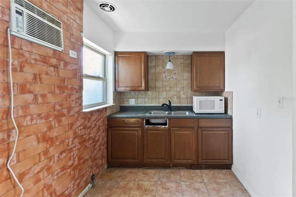 410 73rd Avenue St Pete Beach FL 33706