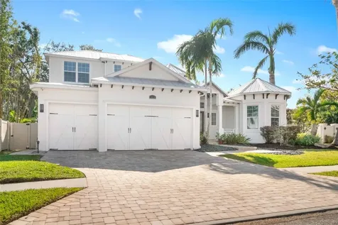 1810 Wisteria Street Sarasota FL 34239