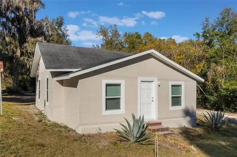 521 W Voorhis Avenue Deland FL 32720