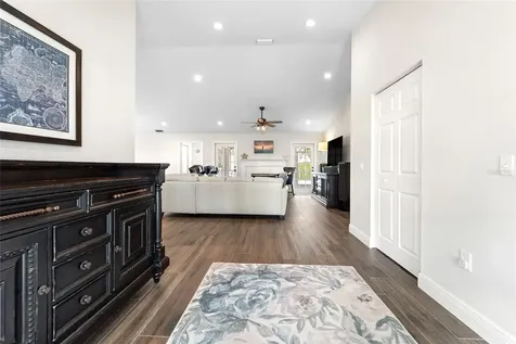 724 Bayshore Drive Terra Ceia FL 34250