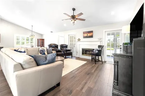724 Bayshore Drive Terra Ceia FL 34250