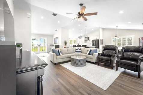 724 Bayshore Drive Terra Ceia FL 34250