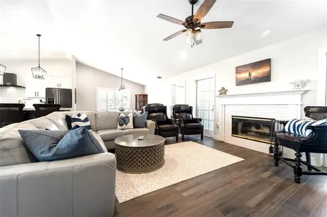 724 Bayshore Drive Terra Ceia FL 34250