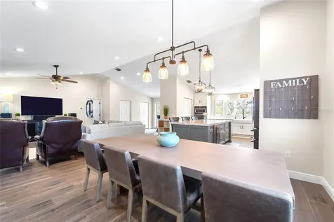 724 Bayshore Drive Terra Ceia FL 34250