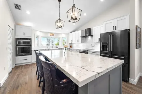 724 Bayshore Drive Terra Ceia FL 34250