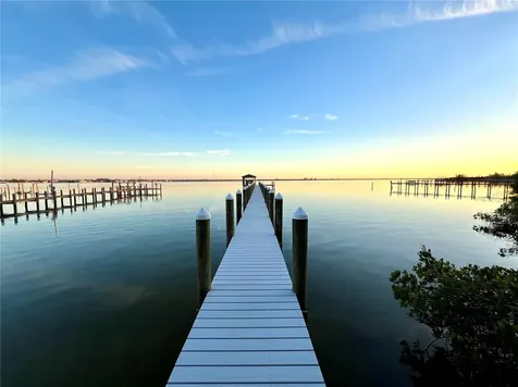 724 Bayshore Drive Terra Ceia FL 34250
