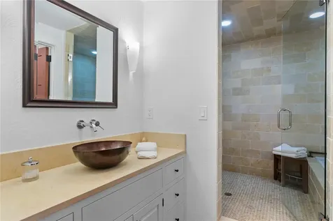 1571 Oceanview Drive St Petersburg FL 33715
