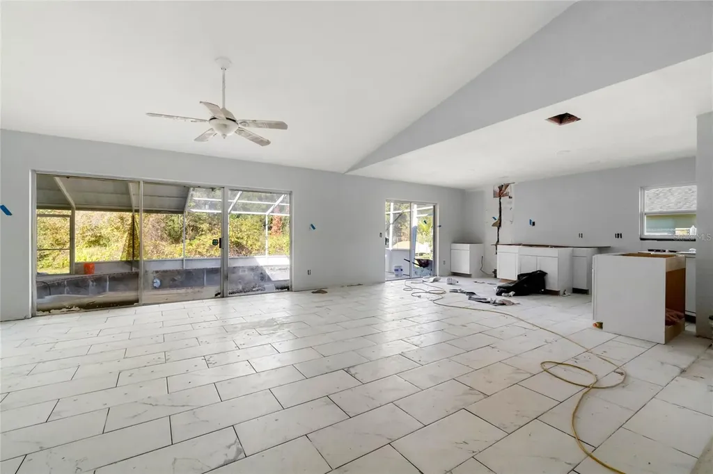 9405 Holbrook Drive Orlando FL 32817