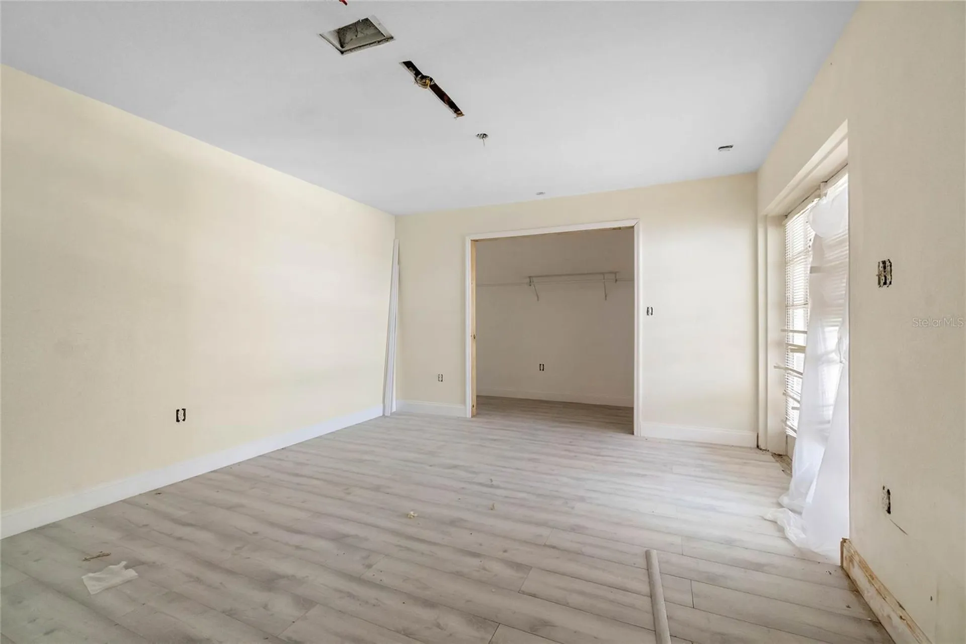 9405 Holbrook Drive Orlando FL 32817