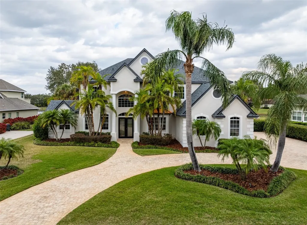 6249 Kingbird Manor Drive Lithia FL 33547