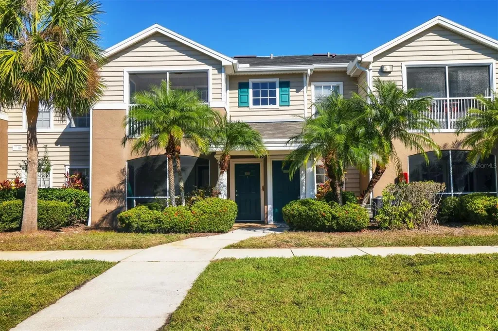 8932 Manor Loop Lakewood Ranch FL 34202