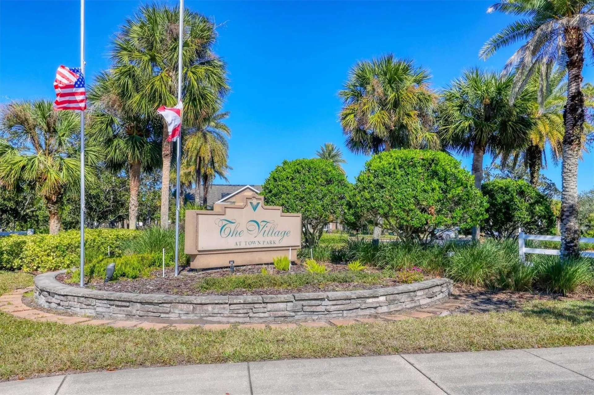 8932 Manor Loop Lakewood Ranch FL 34202