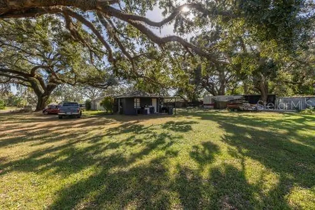 13314 Pulitzer Avenue Tampa FL 33625