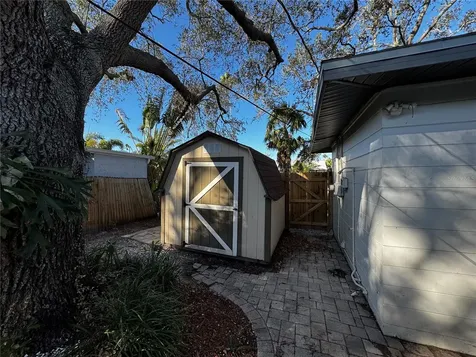 1600 Arizona Avenue NE St Petersburg FL 33703