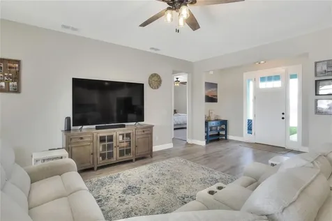 1138 Enclave Court Auburndale FL 33823