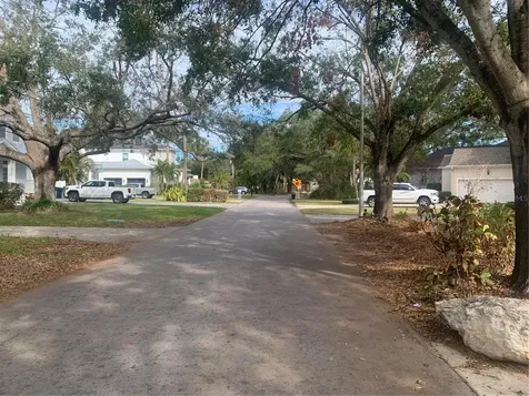 5123 W Neptune Way Tampa FL 33609