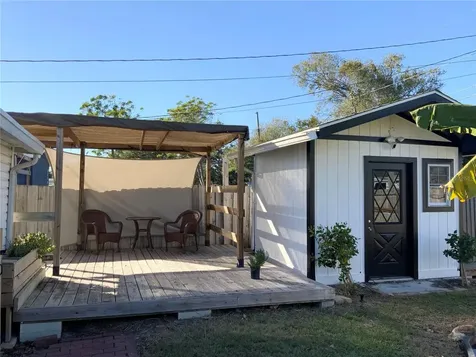 4701 22nd Avenue N St Petersburg FL 33713