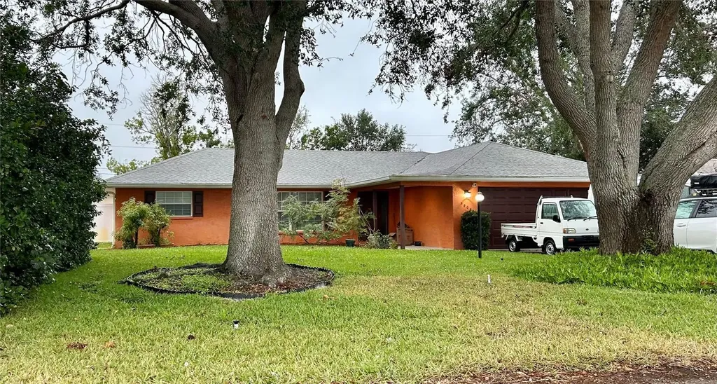 5608 2nd Avenue Drive NW Bradenton FL 34209