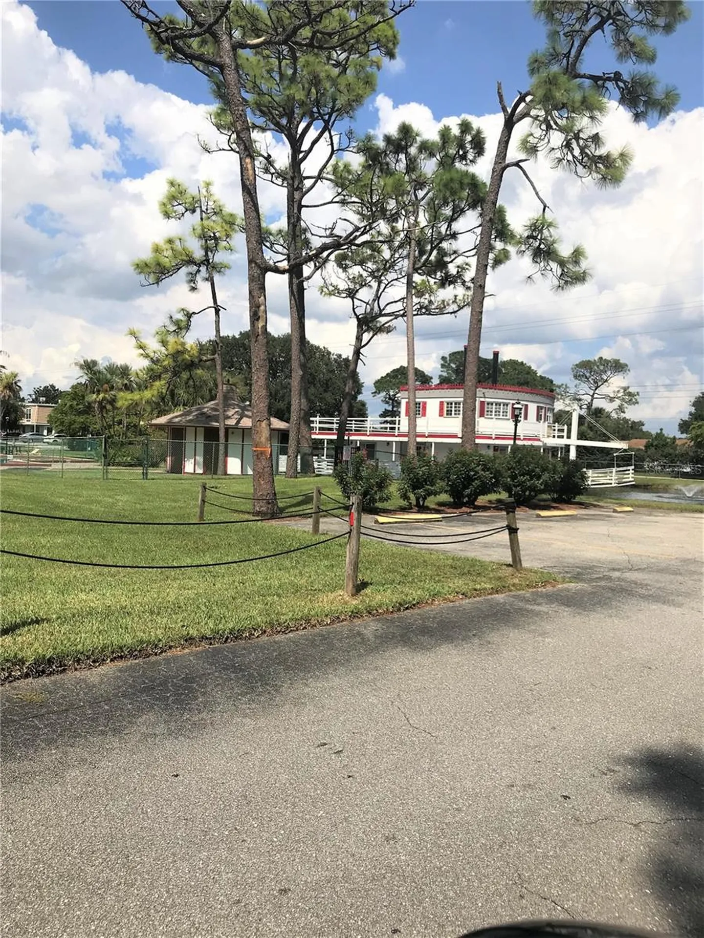 6039 Village Circle Orlando FL 32822
