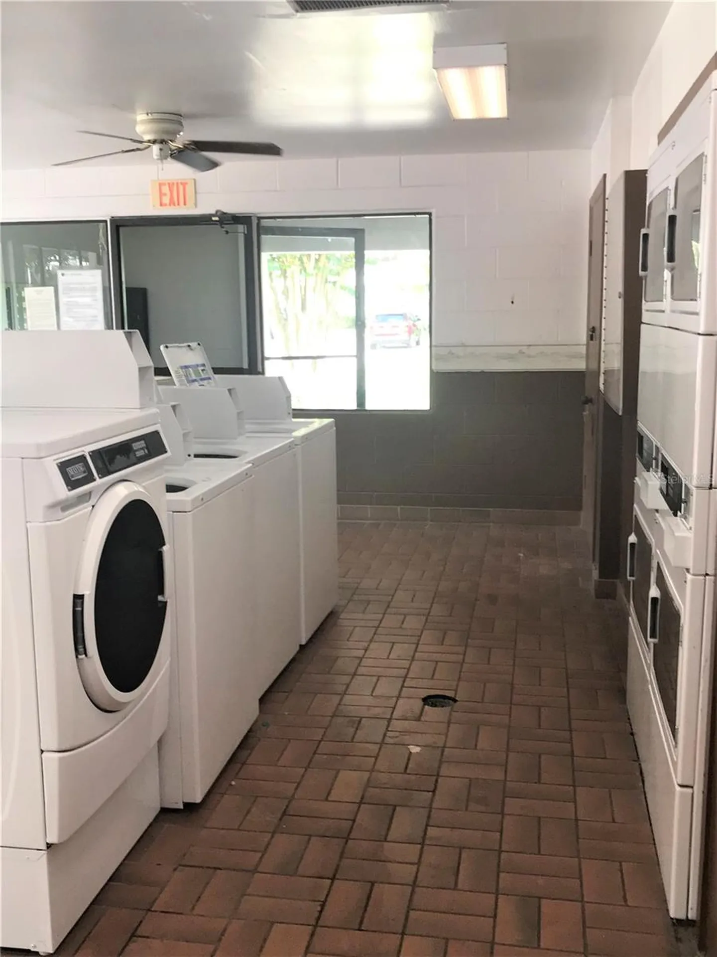 6039 Village Circle Orlando FL 32822