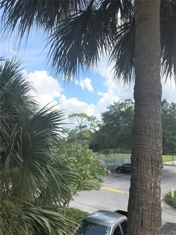 6039 Village Circle Orlando FL 32822