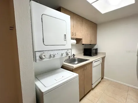 6039 Village Circle Orlando FL 32822