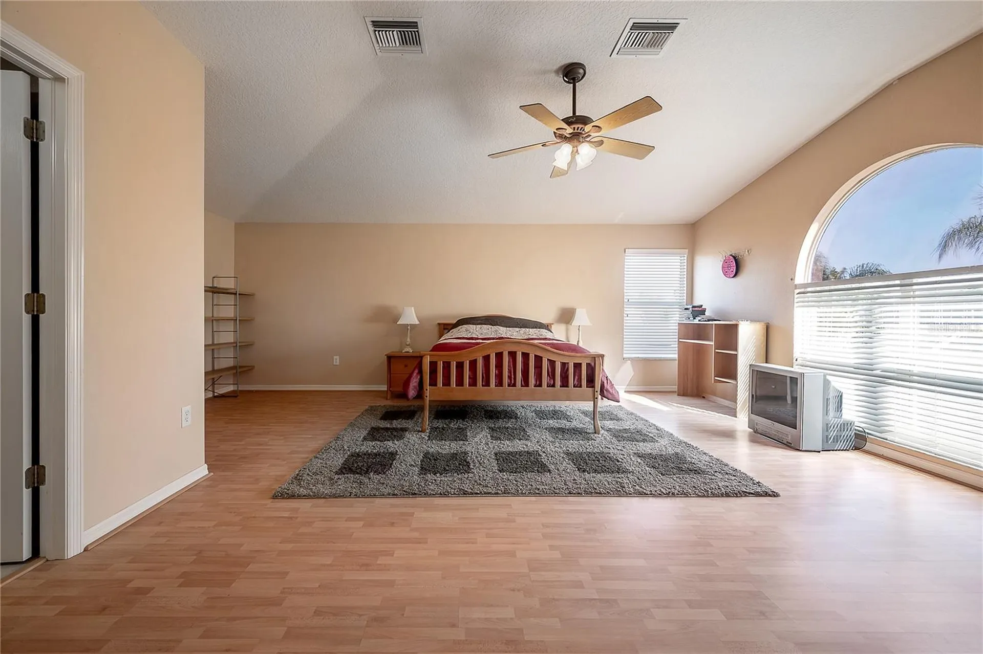 10126 Londonshire Lane Tampa FL 33647