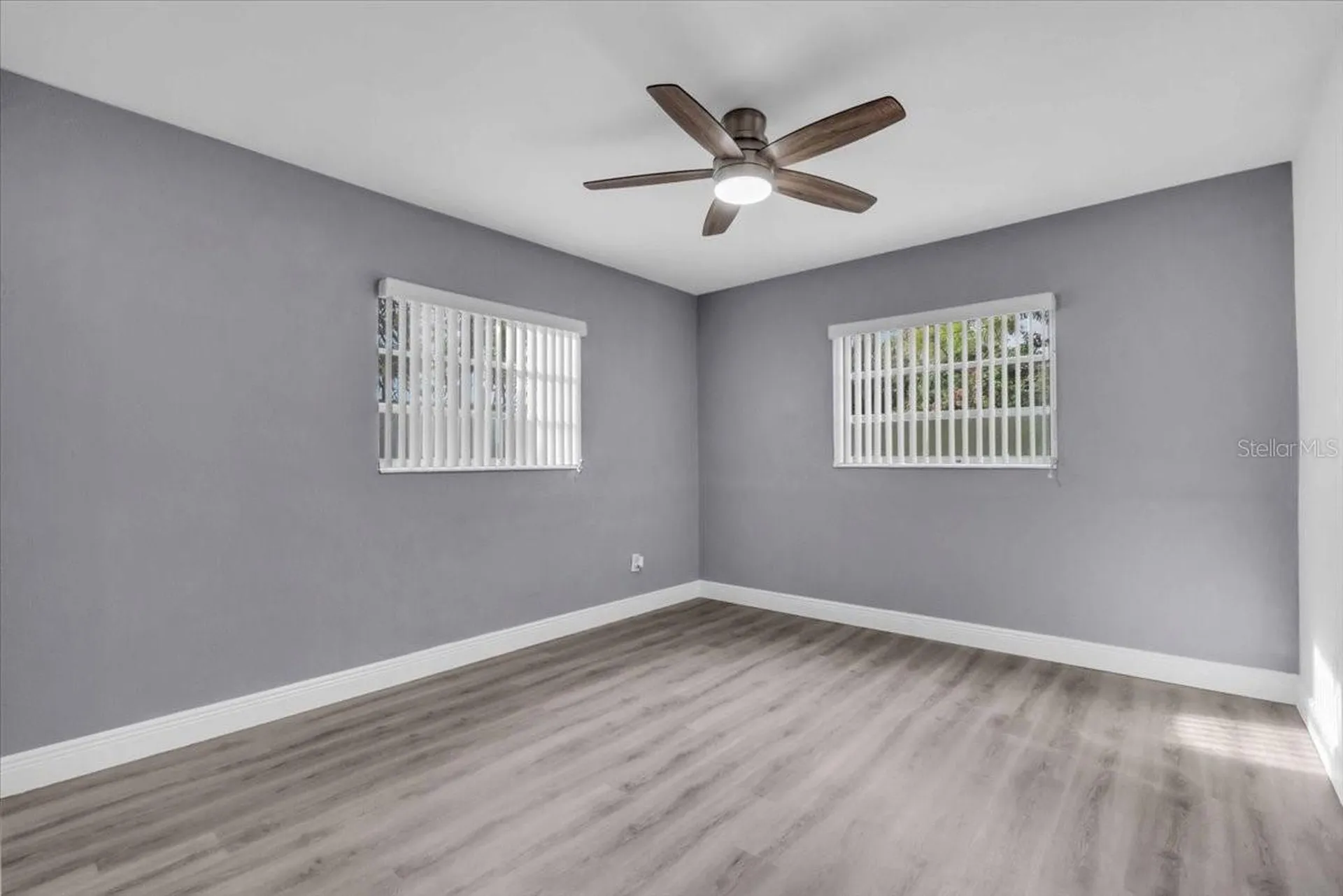 11435 2nd Street E Treasure Island FL 33706