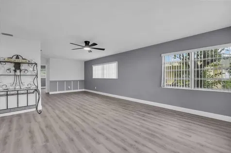 11435 2nd Street E Treasure Island FL 33706