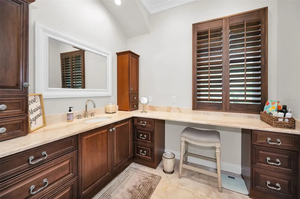 249 Dogwood Trace Tarpon Springs FL 34688