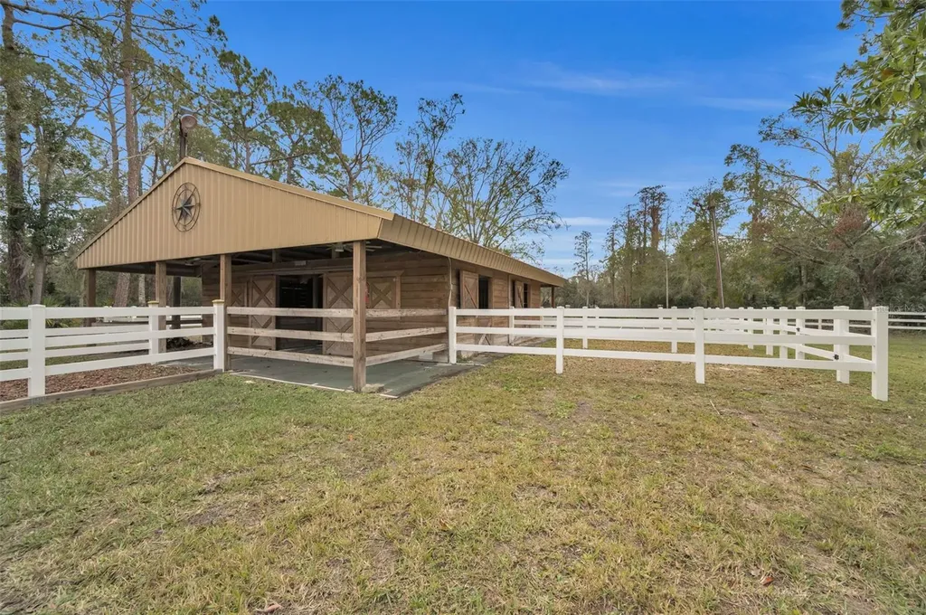 249 Dogwood Trace Tarpon Springs FL 34688