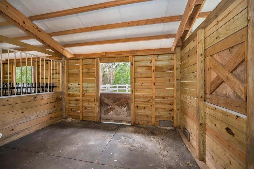 249 Dogwood Trace Tarpon Springs FL 34688