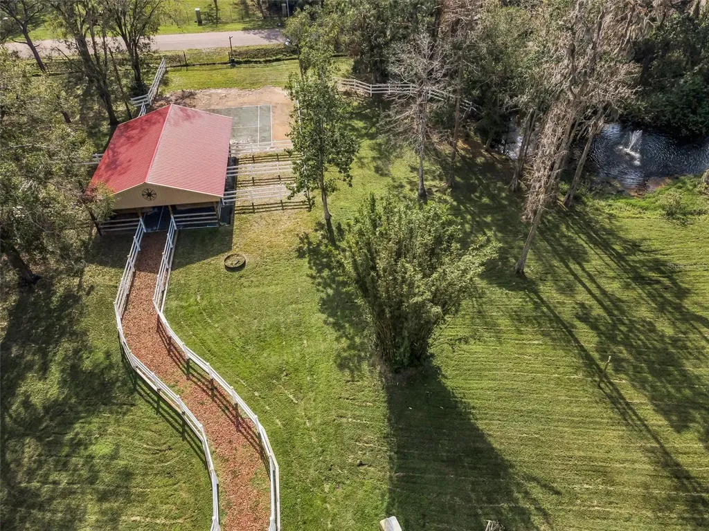 249 Dogwood Trace Tarpon Springs FL 34688