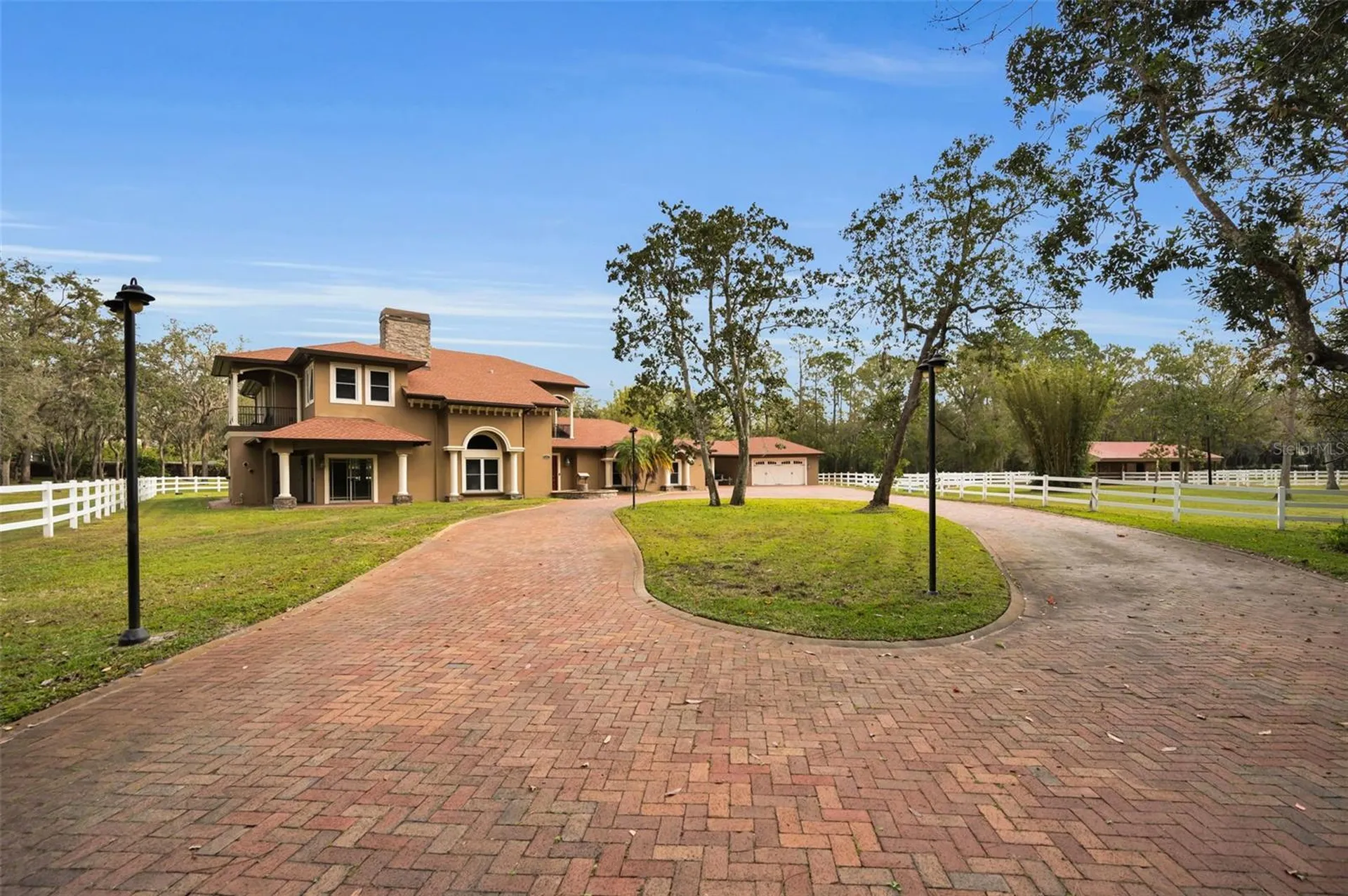 249 Dogwood Trace Tarpon Springs FL 34688