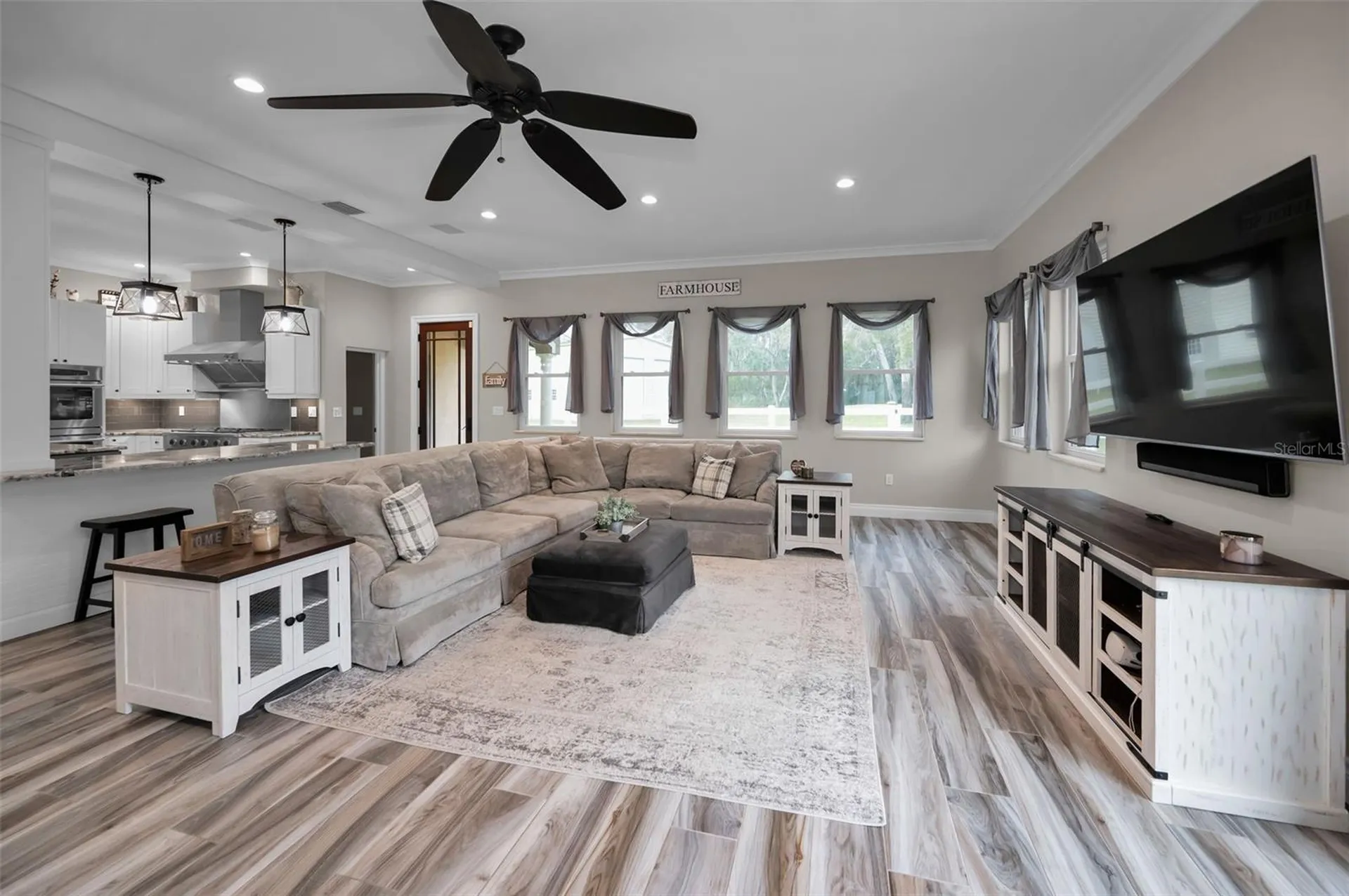 249 Dogwood Trace Tarpon Springs FL 34688