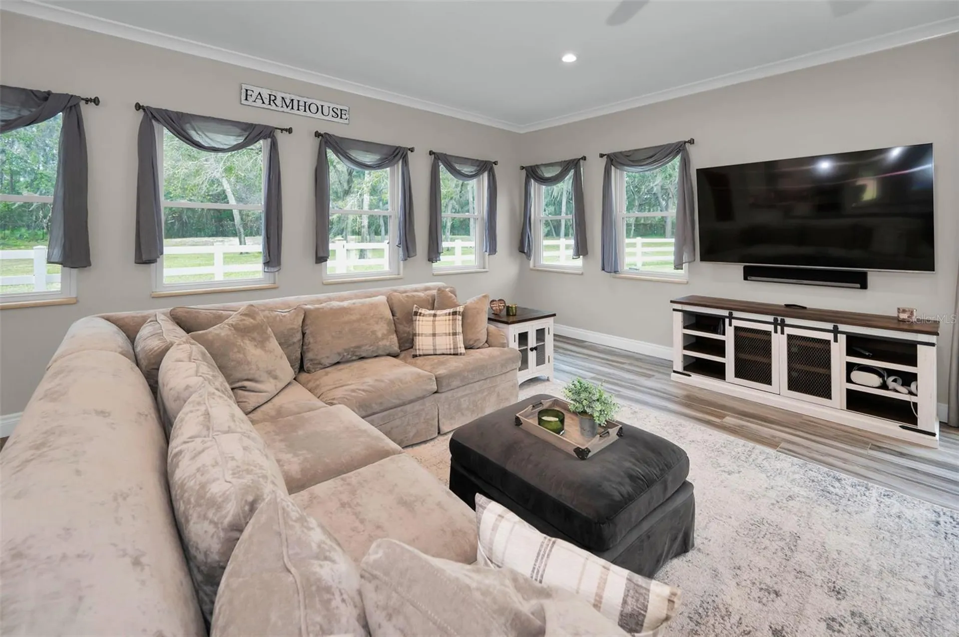 249 Dogwood Trace Tarpon Springs FL 34688