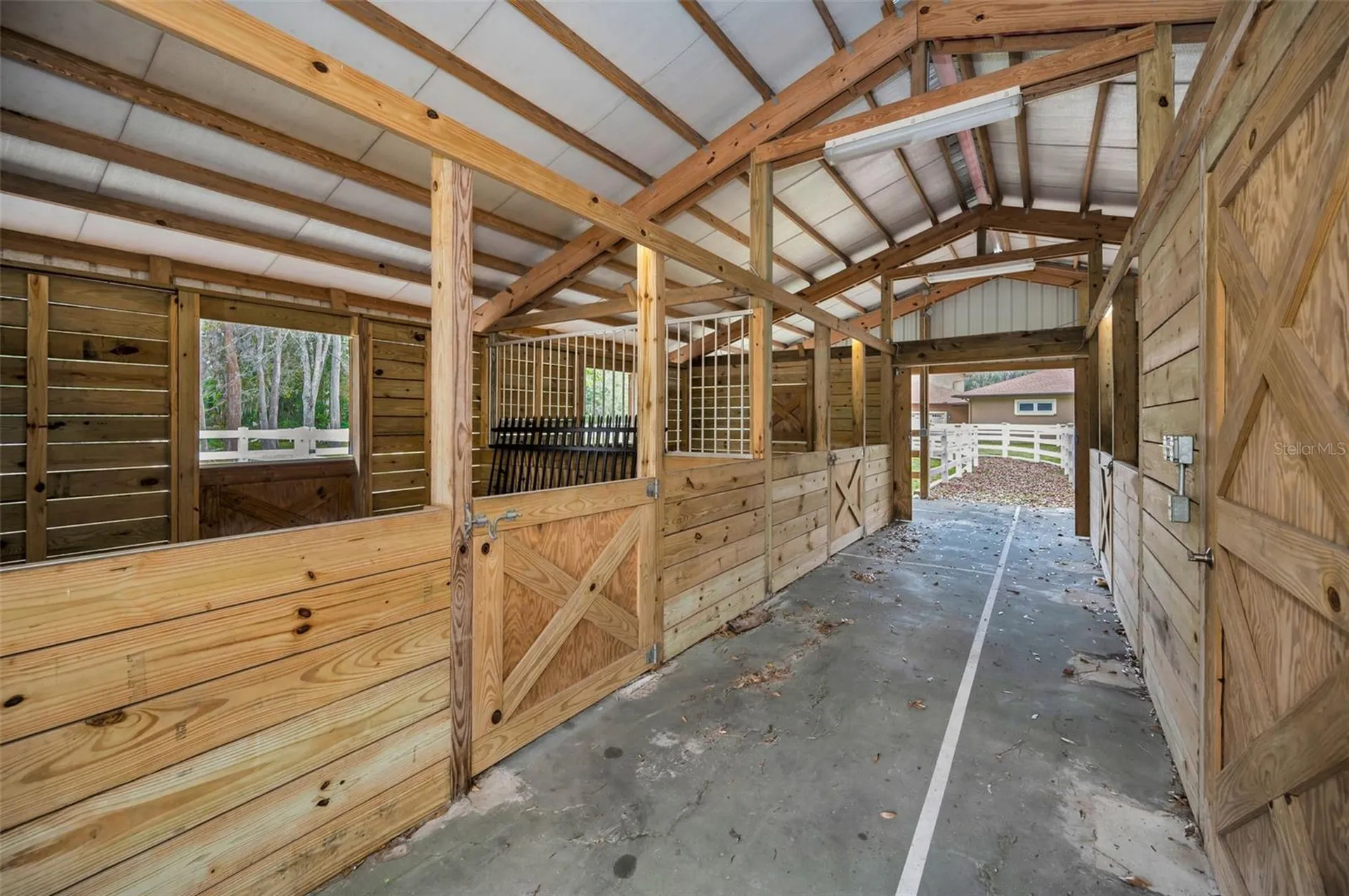 249 Dogwood Trace Tarpon Springs FL 34688