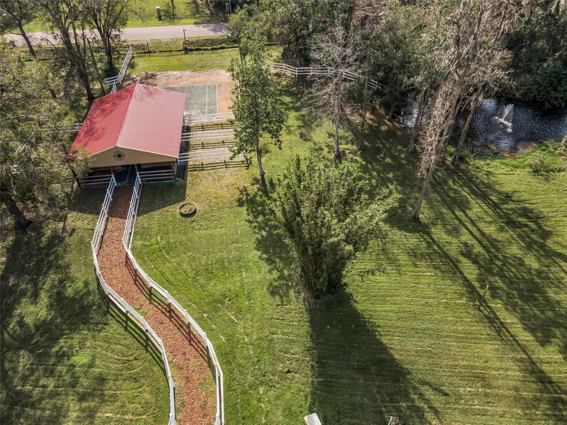 249 Dogwood Trace Tarpon Springs FL 34688