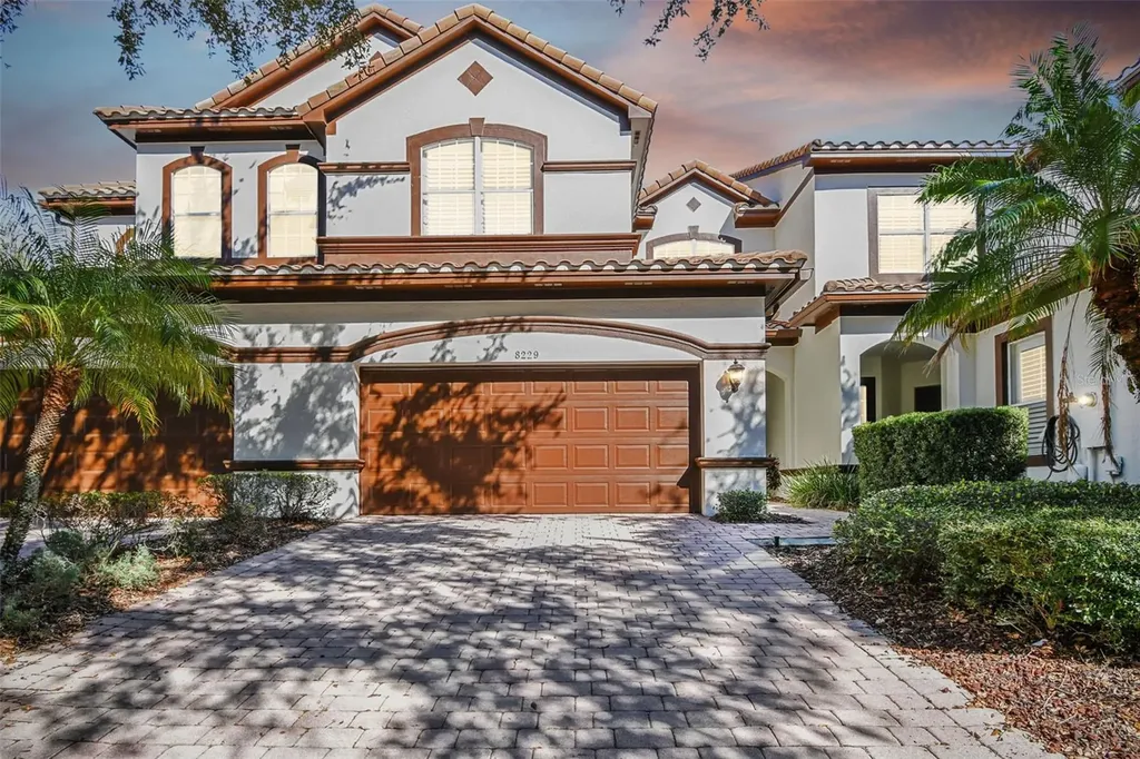 8229 Tivoli Drive Orlando FL 32836